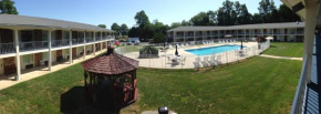 Гостиница Crystal Inn Eatontown  Итонтаун